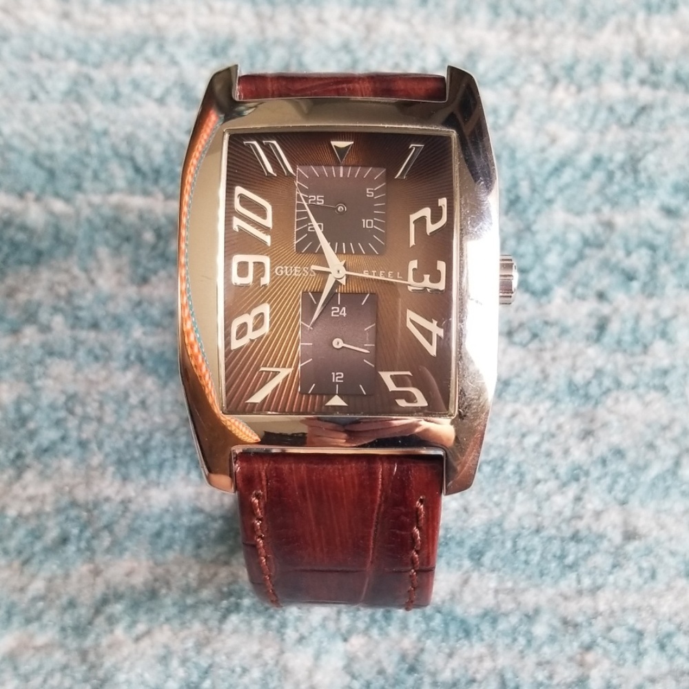 Guess Men's Brown Leather Watch